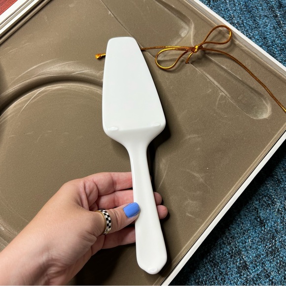 Vintage Mikasa Bone China Remembrance Floral Cake Plate and Server Set - Picture 10 of 11